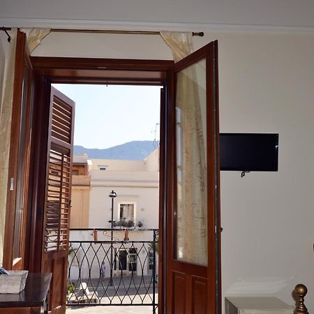 Palazzo Graziano Hotel Terrasini Ngoại thất bức ảnh